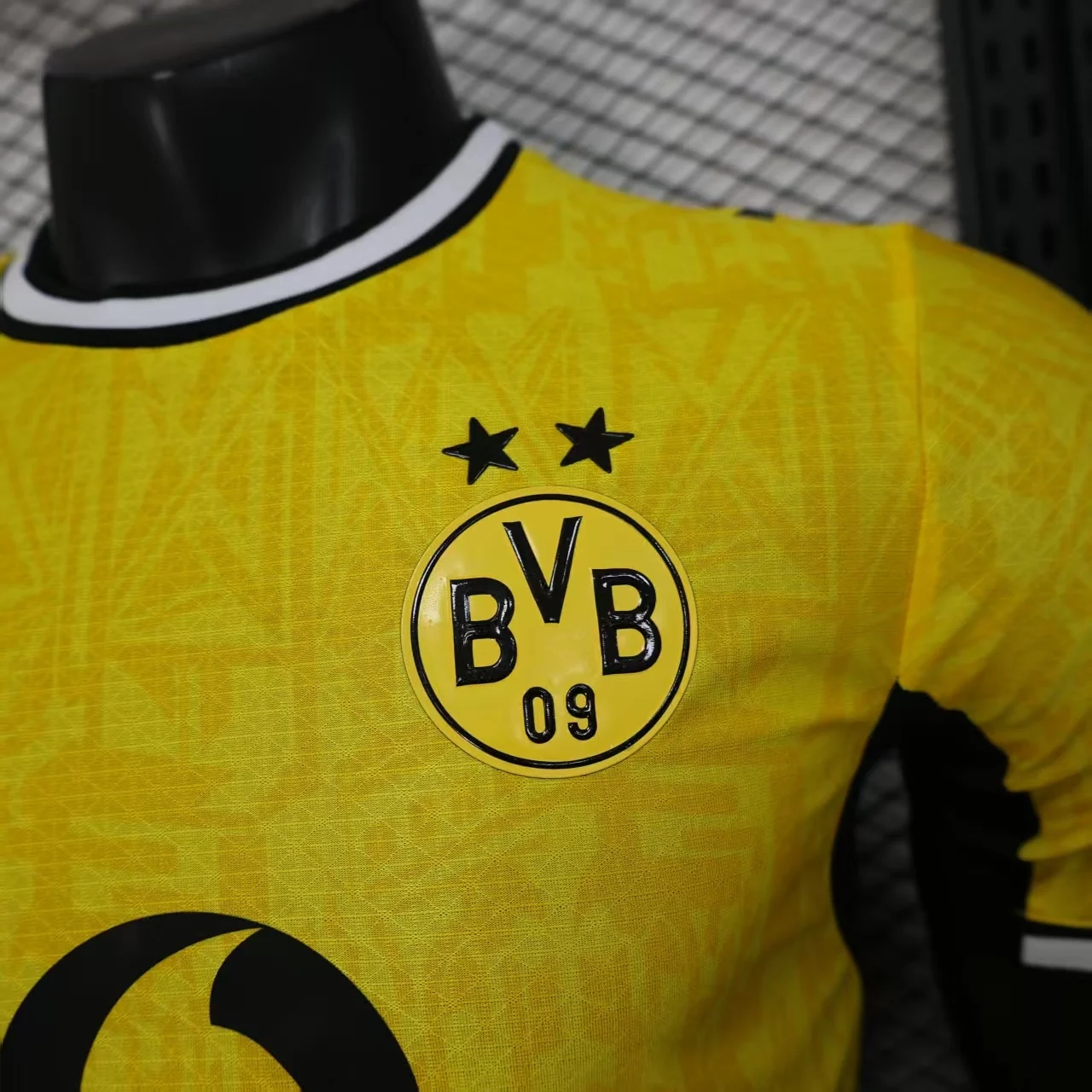 Borussia Dortmund 2026/27 Home Football Jersey detail 1 view