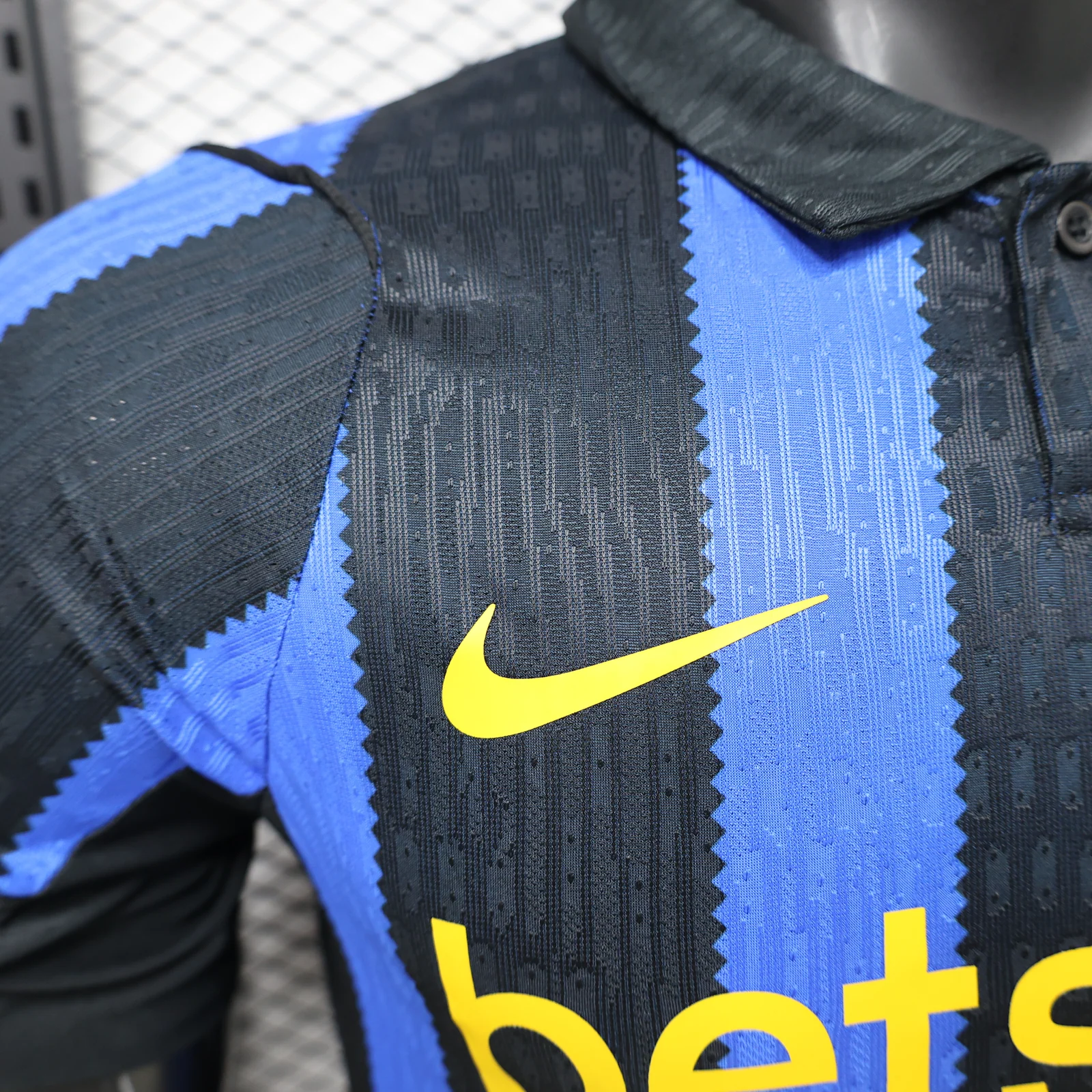 Inter Milan 2026/27 Home Football Jersey detail 2 view
