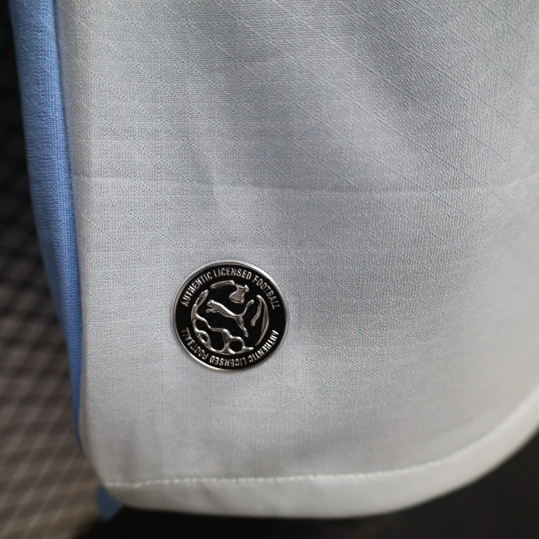 Manchester City 2026/27 Home Football Jersey – Long Sleeve detail 3 view