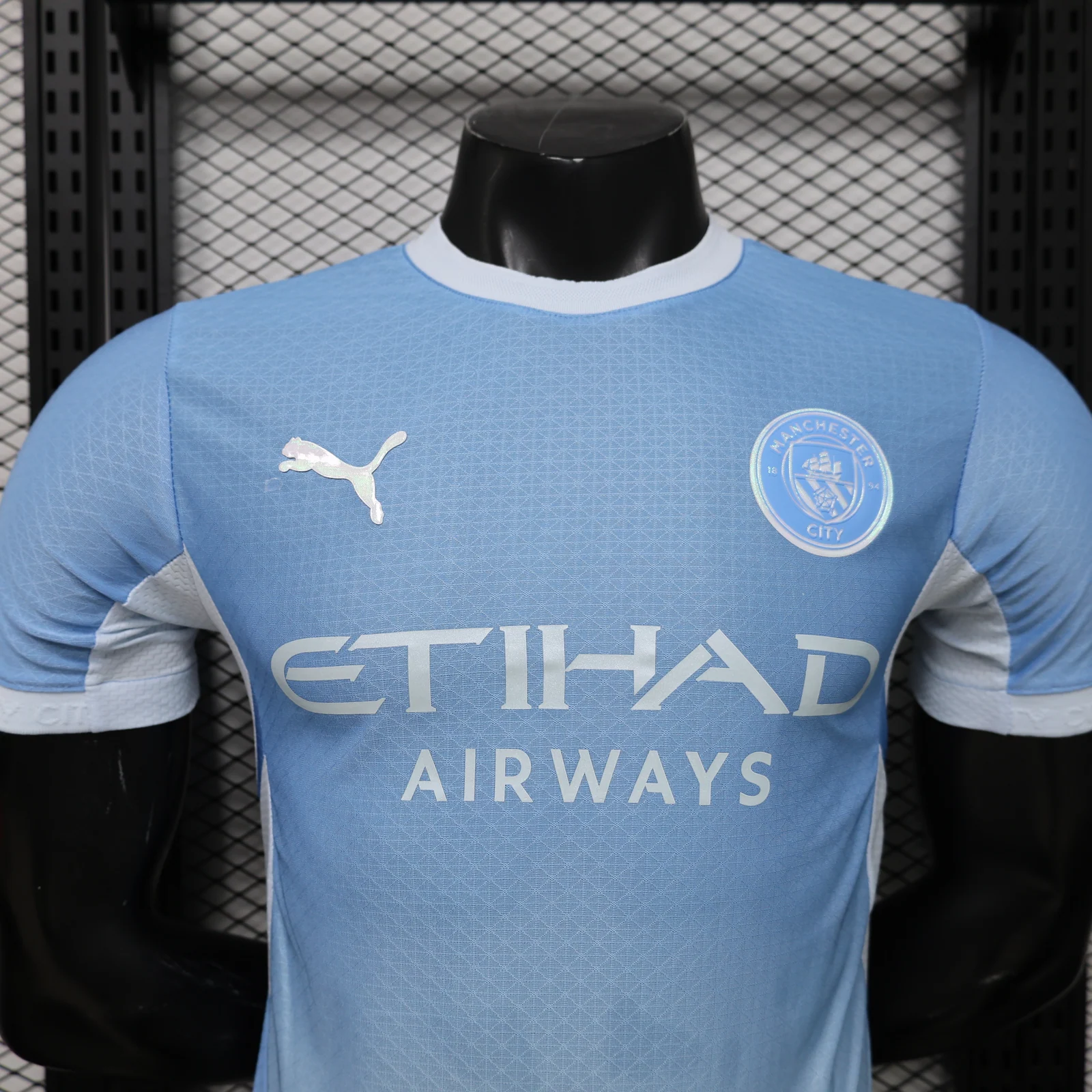 Manchester City 2026/27 Home Football Jersey secondary view