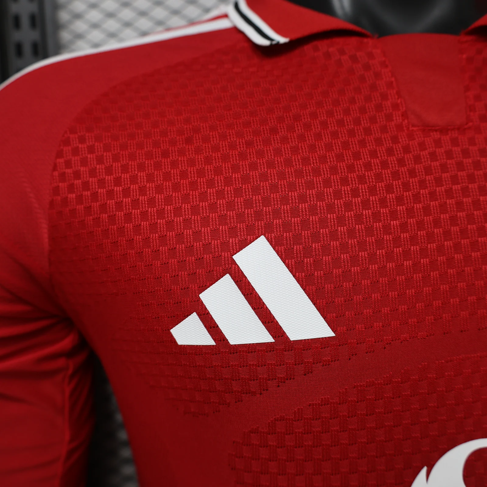 Manchester United 2026/27 Home Football Jersey – Long Sleeve detail 2 view
