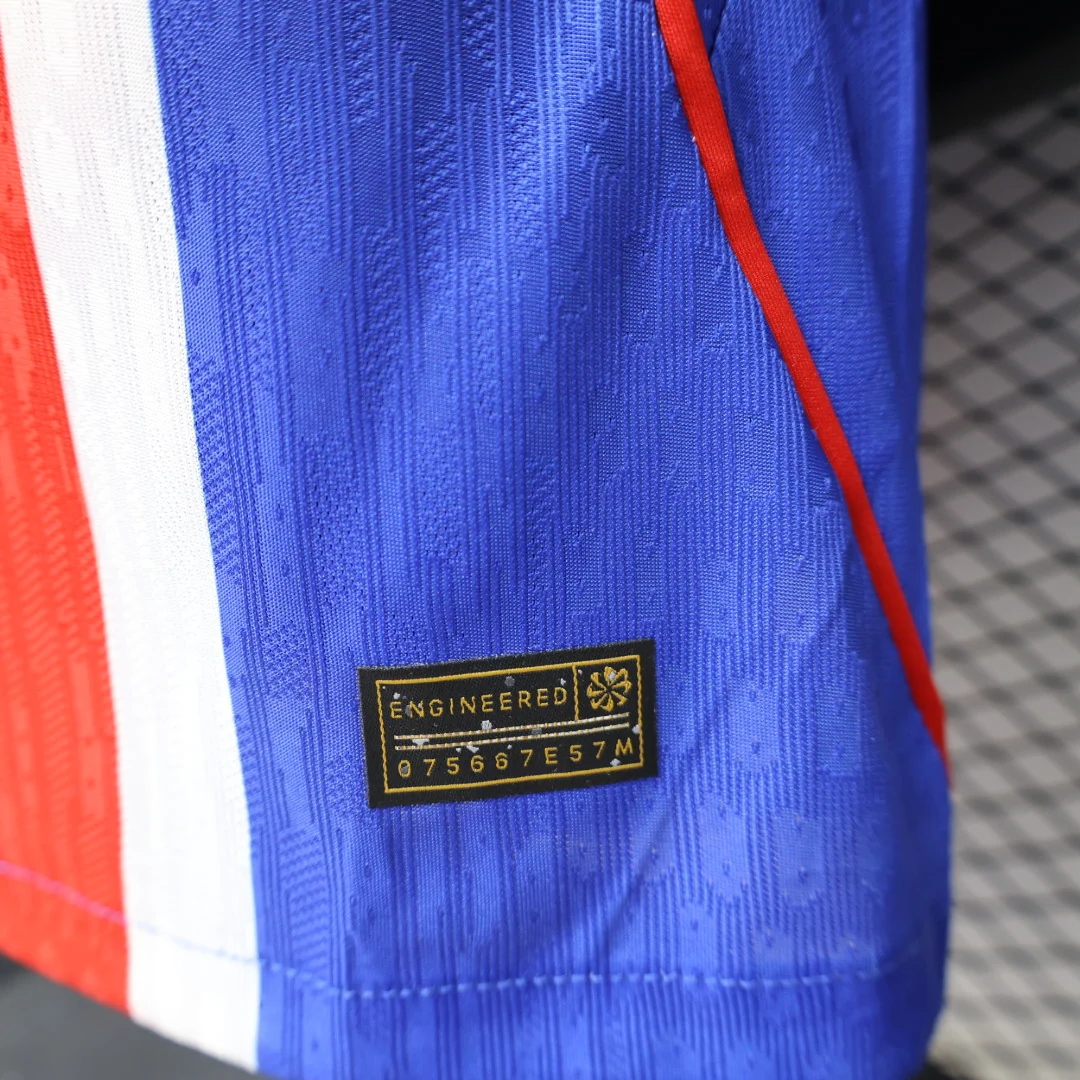 Paris Saint-Germain 2026/27 Home Football Jersey detail 3 view