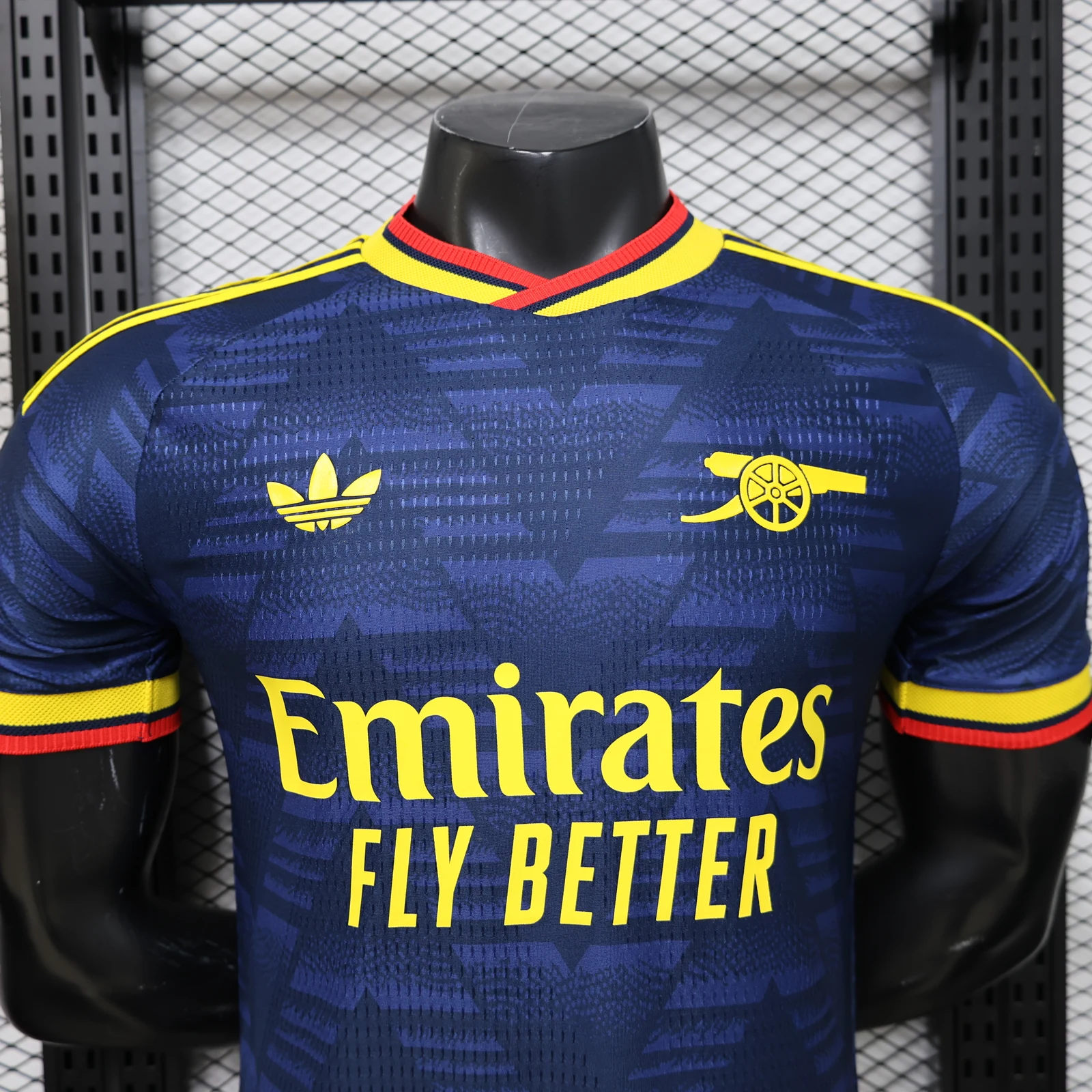 Arsenal 2026/27 Away Football Jersey detail 3 view