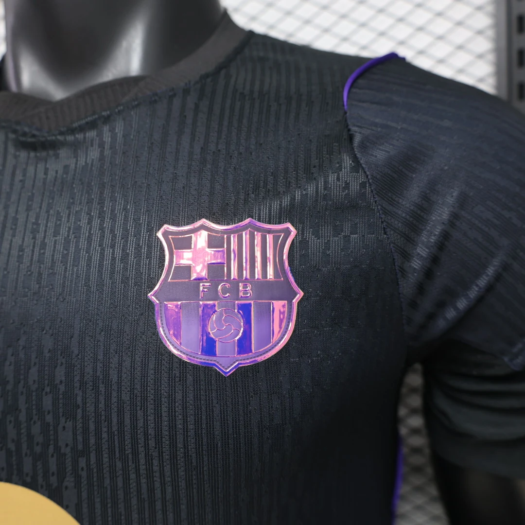 Barcelona 2026/27 Away Football Jersey detail 3 view