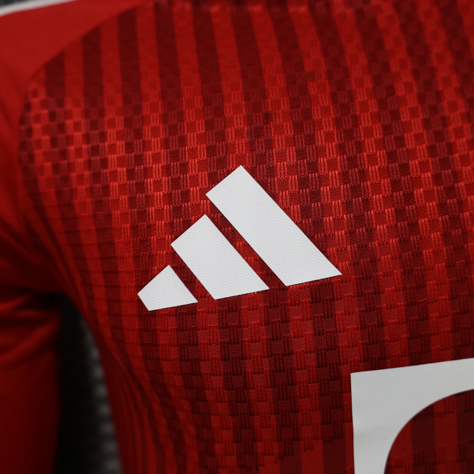 Bayern Munich 2026/27 Home Football Jersey – Long Sleeve detail 3 view