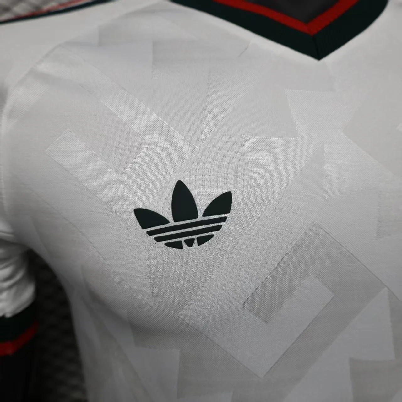 Mexico 2026 Away Football Jersey detail 2 view