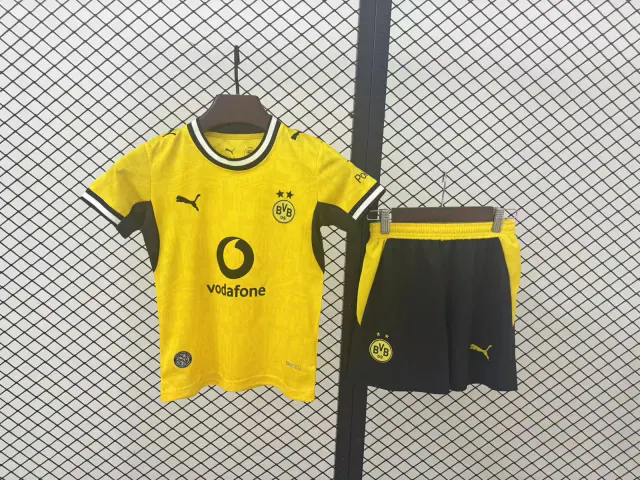 Borussia Dortmund 2026/27 Home Football Kit – Kids front view