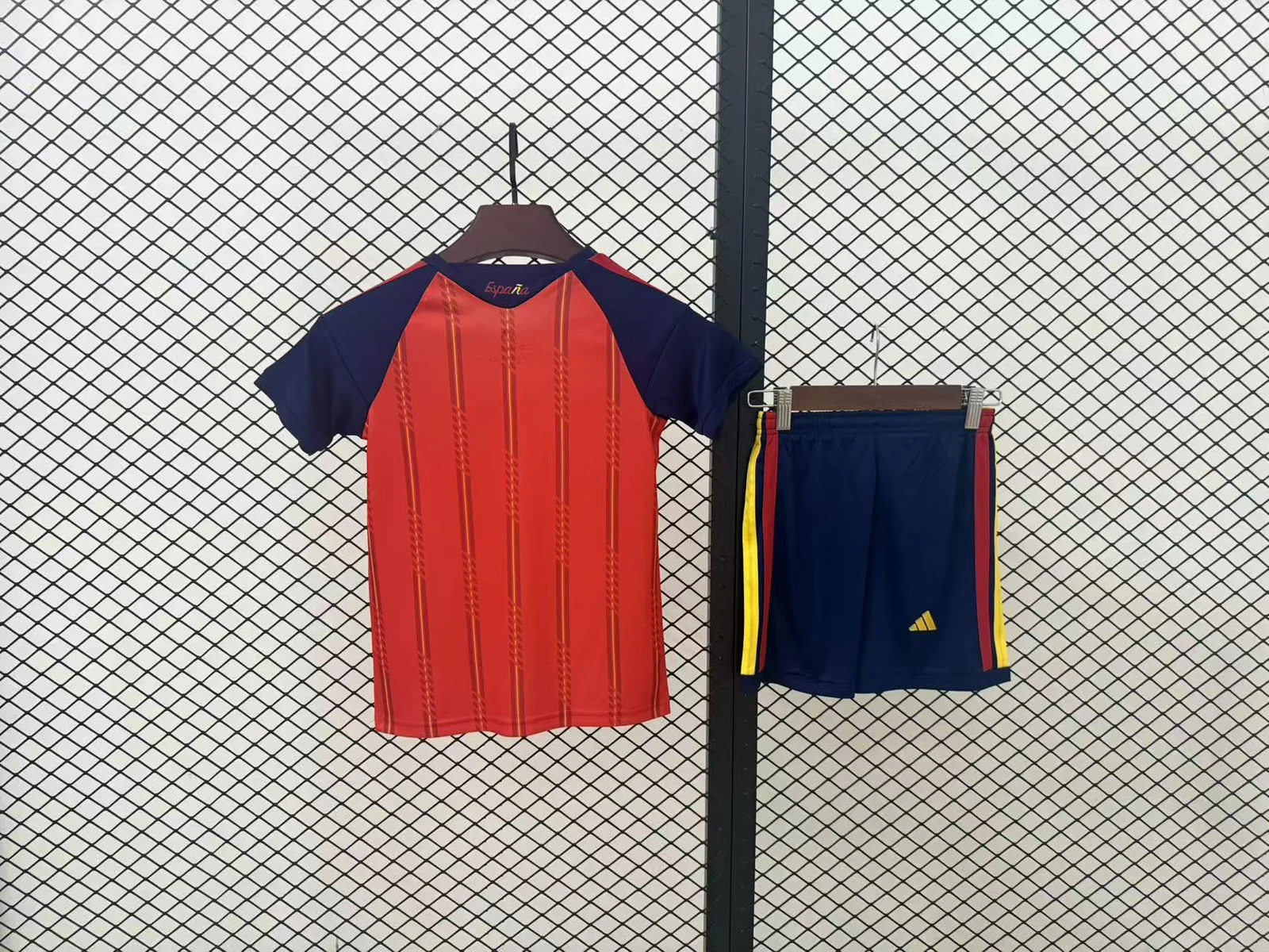 Spain 2026 Home Football Kit – Kids back view