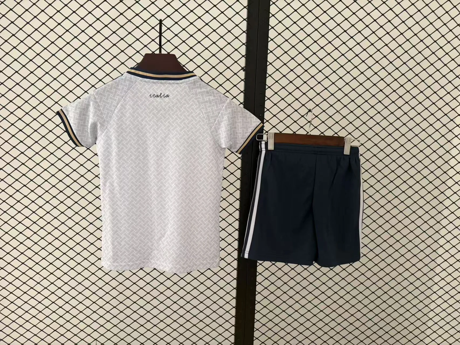Italy 2026 Away Football Kit – Kids back view