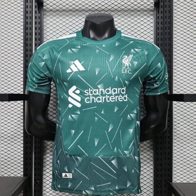 Liverpool 2026/27 Goalkeeper Football Jersey front view