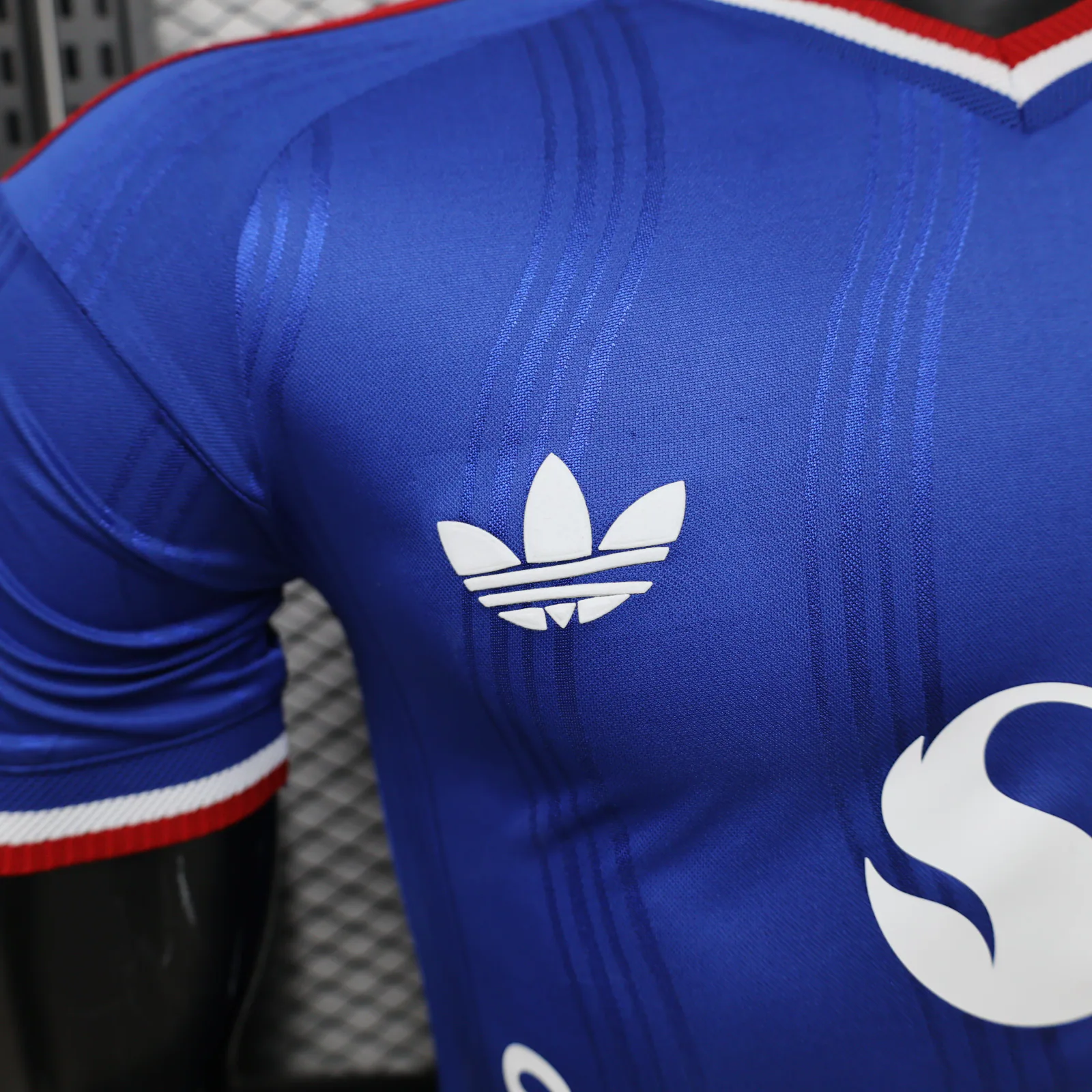 Manchester United 2026/27 Away Football Jersey detail 2 view