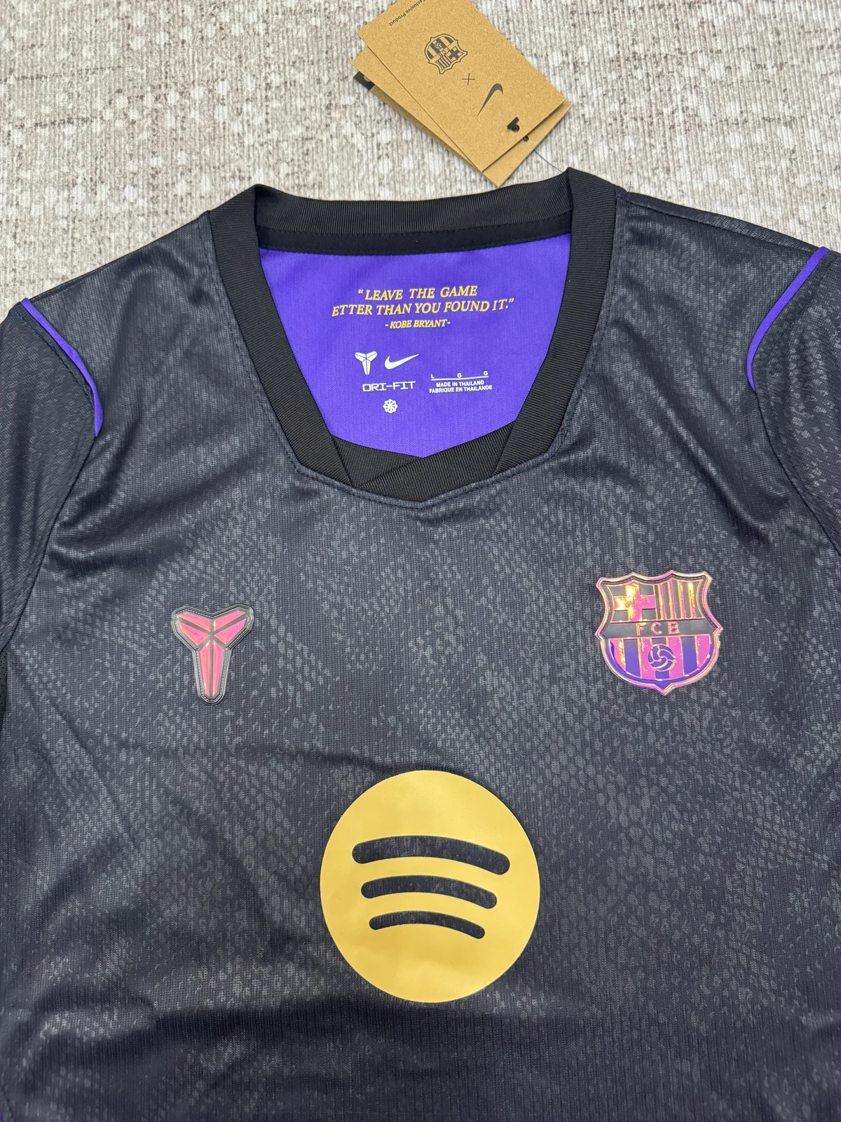 Barcelona 2026/27 Away Football Jersey – Women secondary view