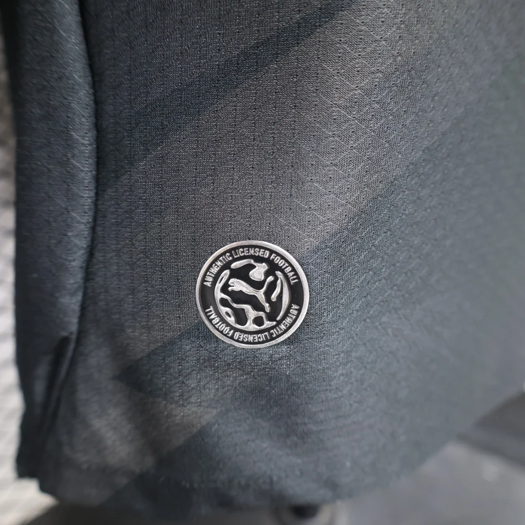 Borussia Dortmund 2026/27 Away Football Jersey detail 3 view