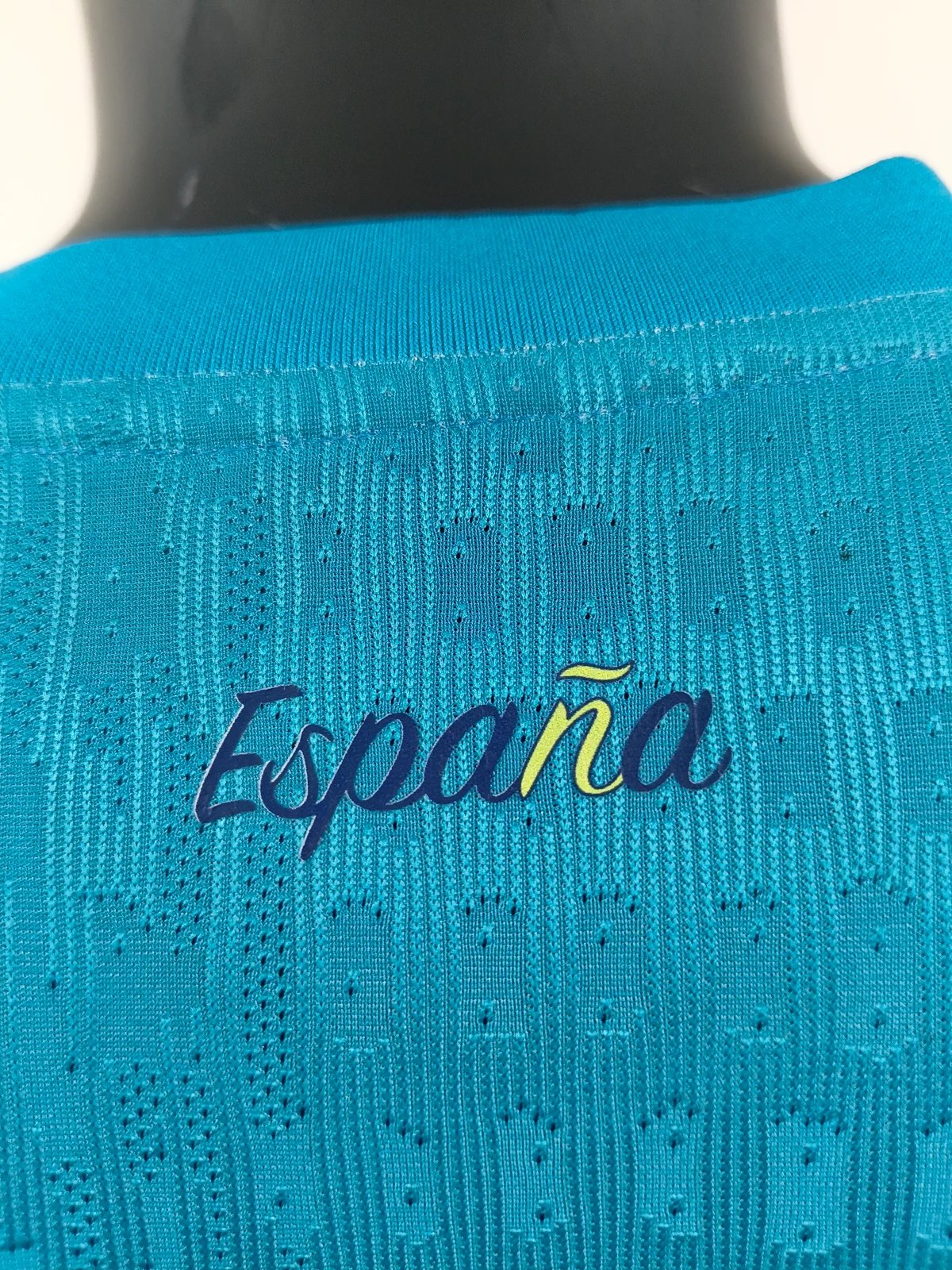 Spain 2026 Goalkeeper Football Jersey secondary view