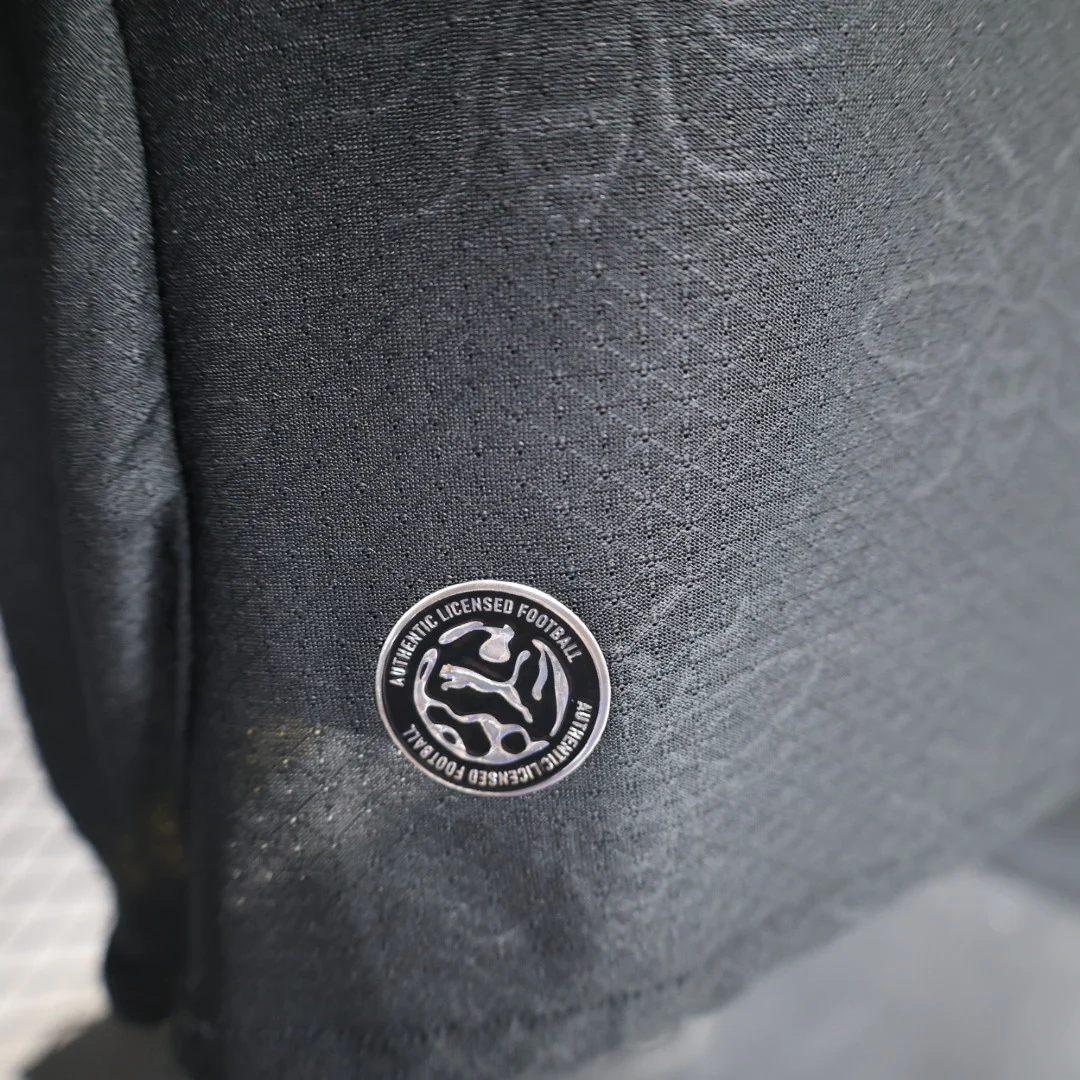 Manchester City 2026/27 Away Football Jersey detail 2 view