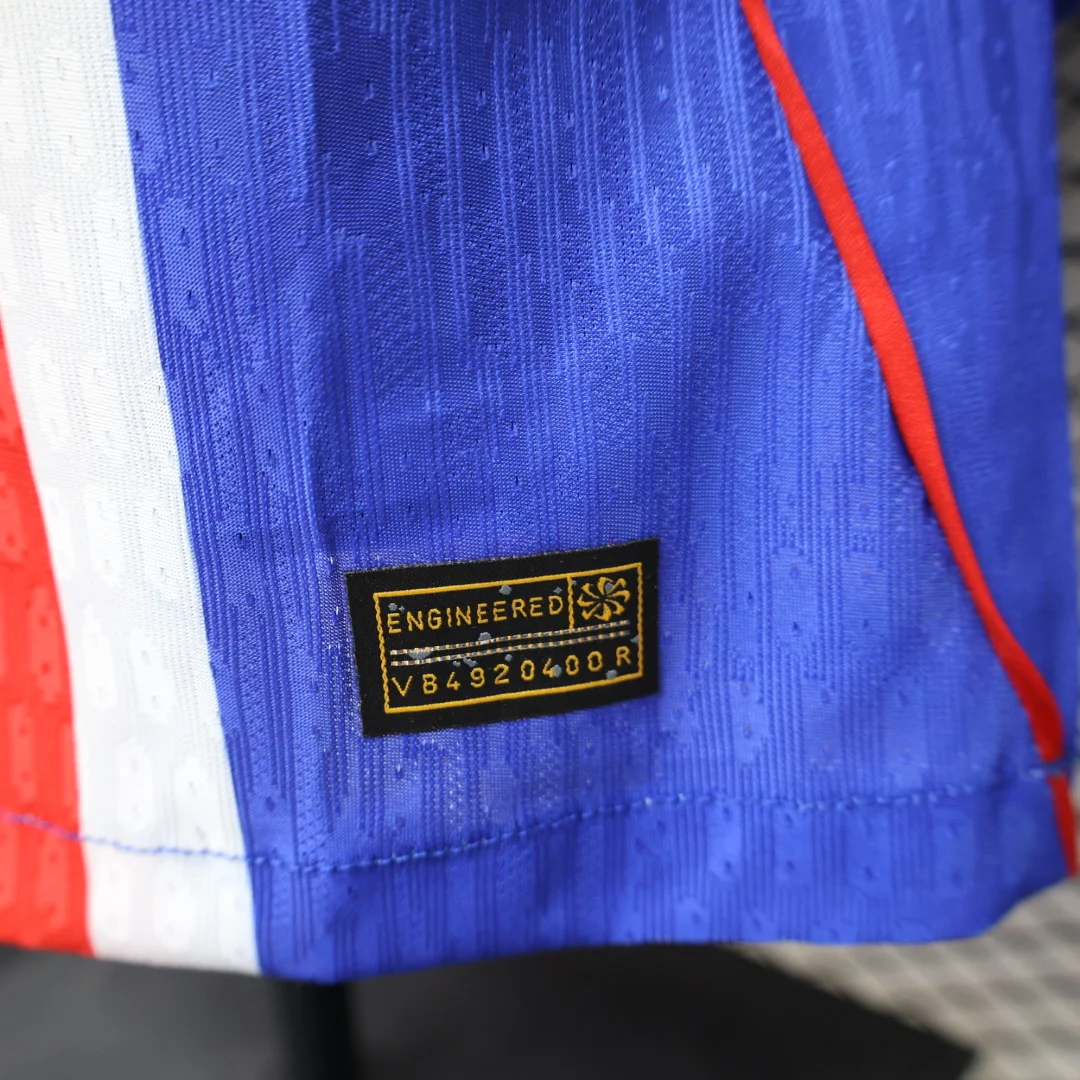 Paris Saint-Germain 2026/27 Home Football Jersey – Long Sleeve detail 2 view