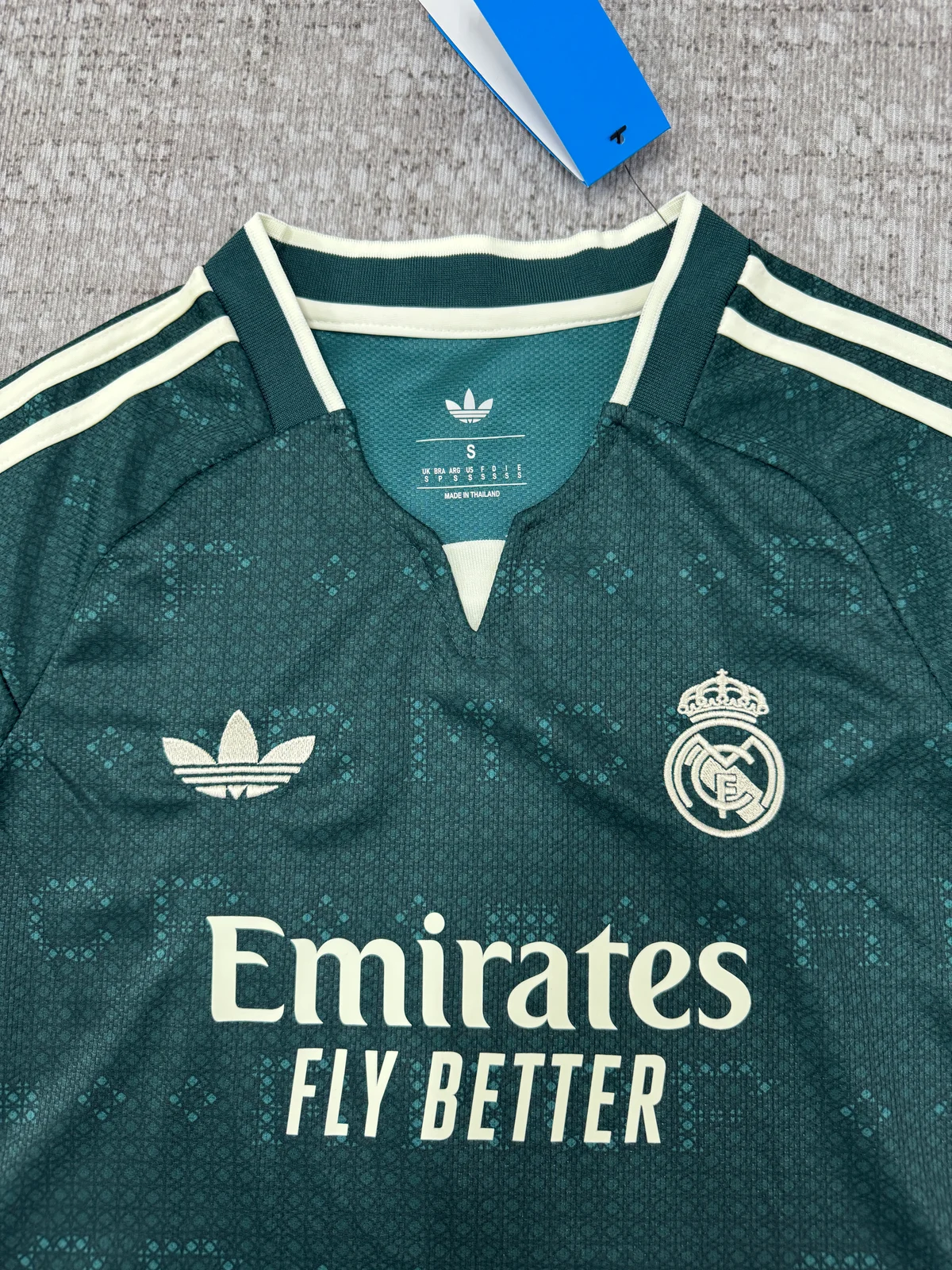Real Madrid 2026/27 Away Football Jersey – Women secondary view